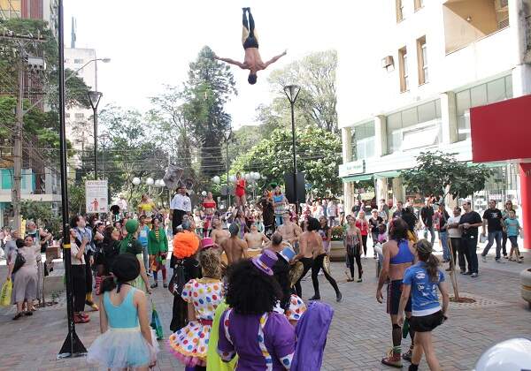 Festival de Circo de Londrina mostra alto nível e simpatia